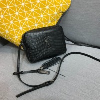 입생로랑 YSL 카메라백 MONOGRAM SAINT LAURENT 505730