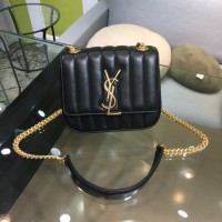 입생로랑 YSL 스몰 비키백 VICKY 538439