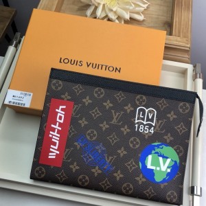 루이비통 Louis Vuitton 포쉐트 보야주 M61692