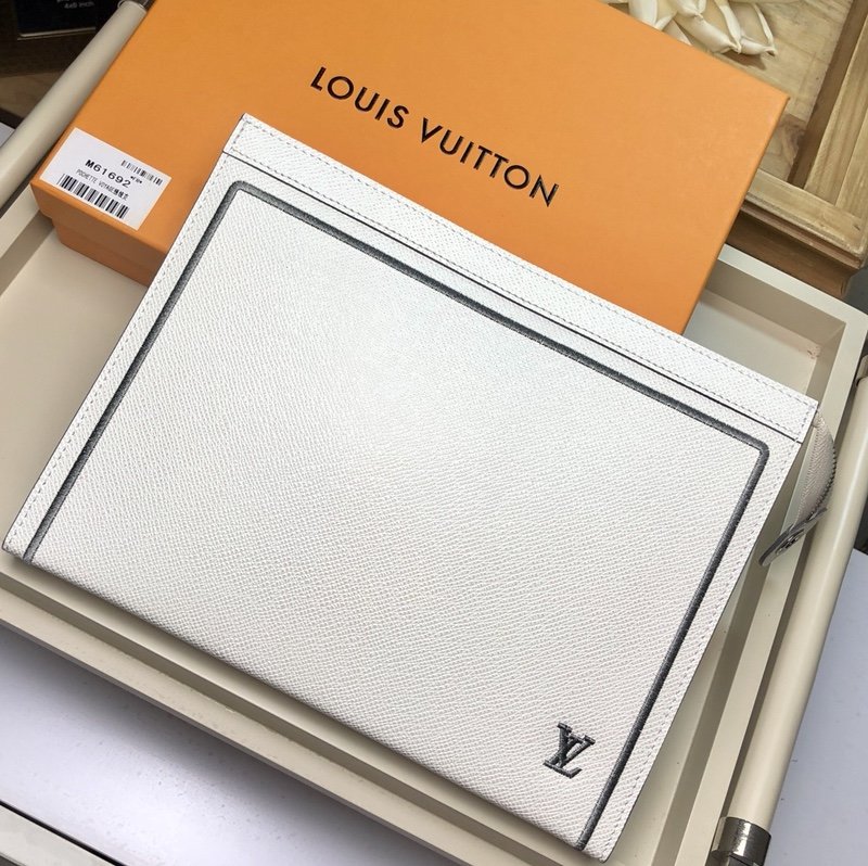 루이비통 Louis Vuitton 포쉐트 보야주 M61692