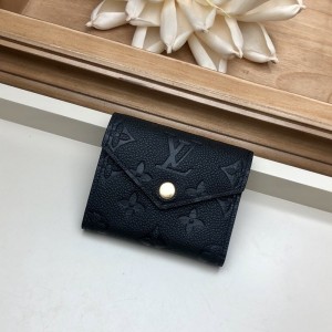 루이비통 Louis Vuitton 조에월릿 ZOÉ  M58879