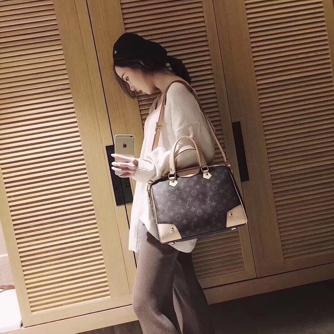 루이비통 Louis Vuitton 레티로 토트백 M40325