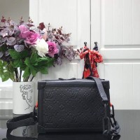 루이비통 Louis Vuitton 소프트 트렁크 M44478