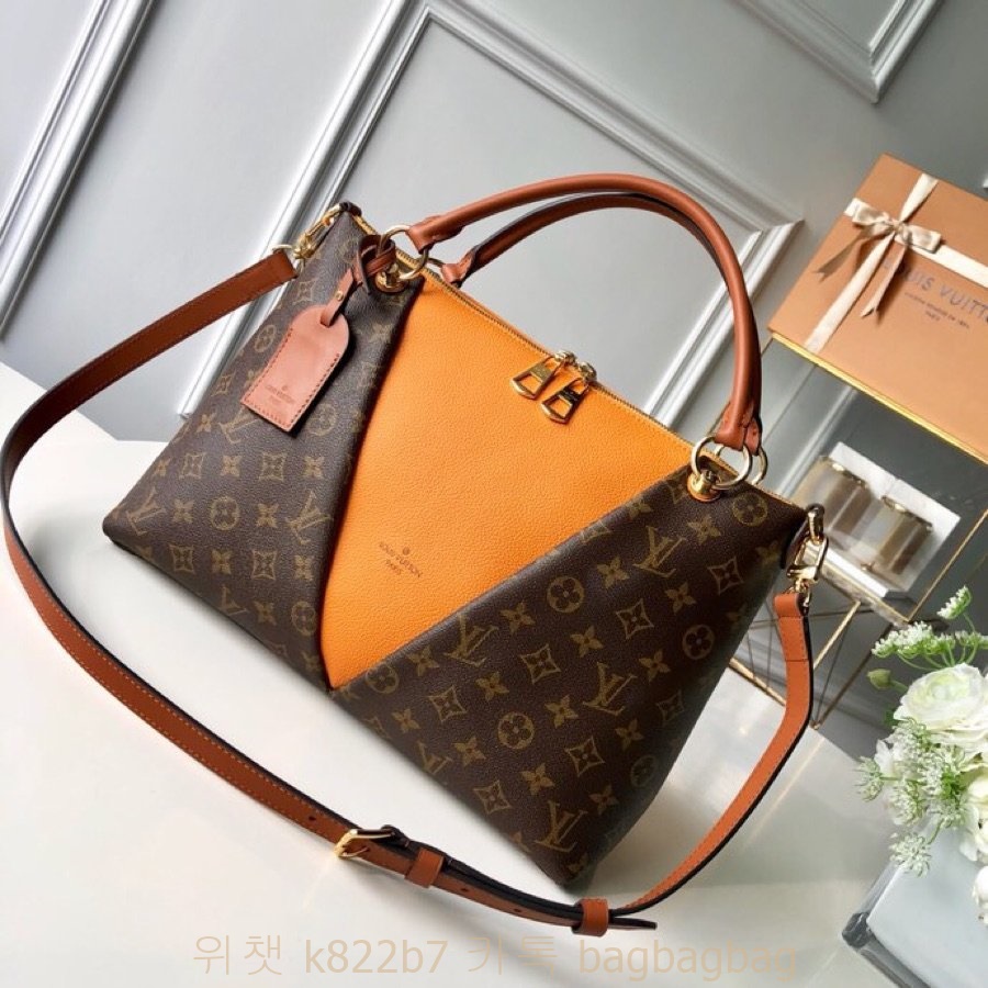 루이비통 Louis Vuitton V 토트 MM M43948