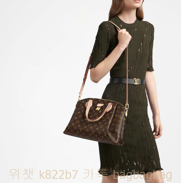 루이비통 Louis Vuitton 리볼리 MM M44546