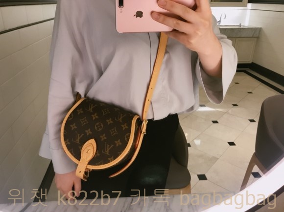 루이비통 Louis Vuitton 탬버린백 M44860