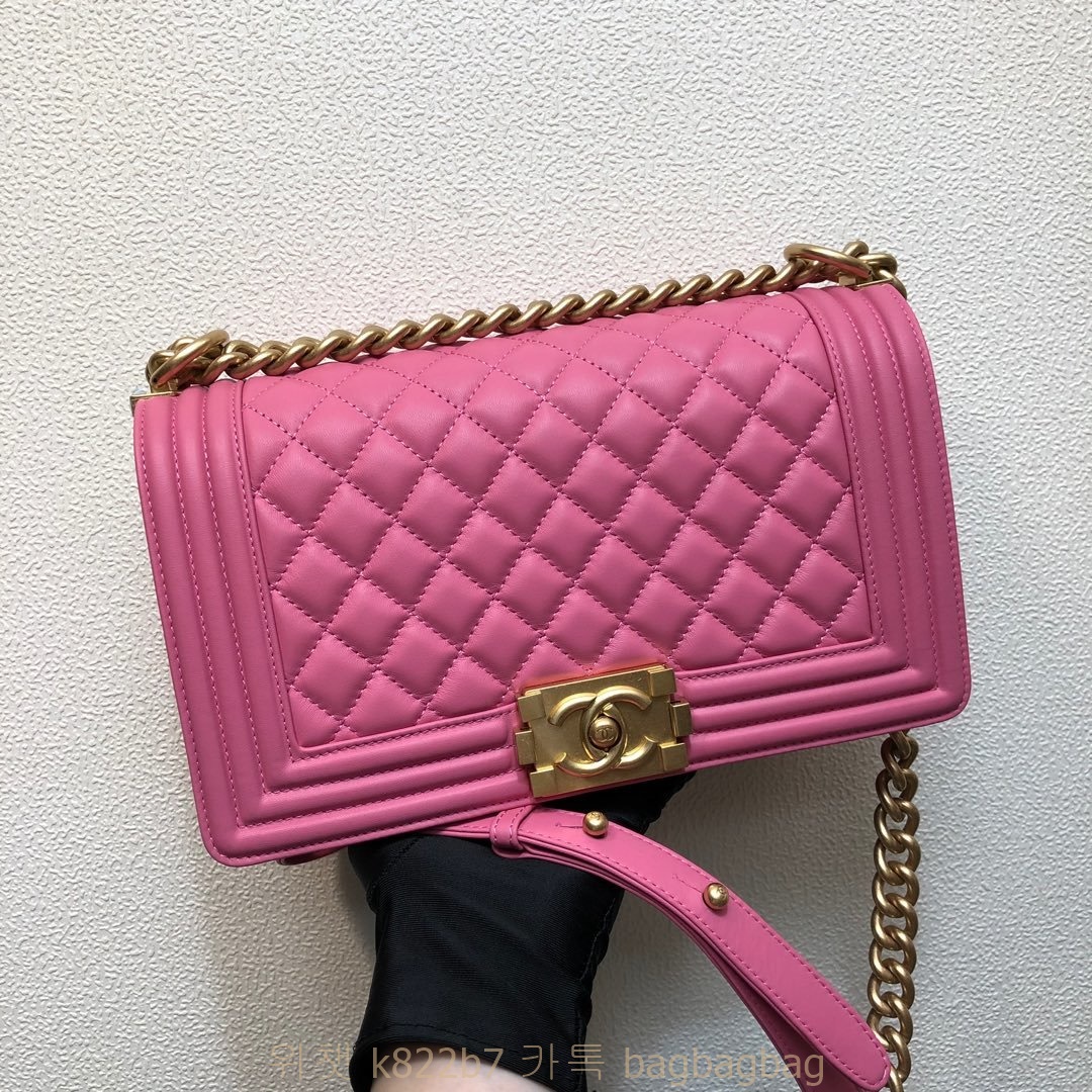 샤넬 CHANEL 캐비어 보이백 Leboy 25CM