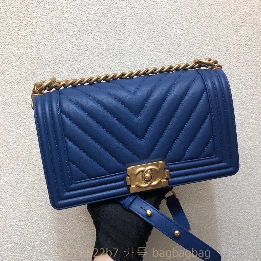 샤넬 CHANEL 캐비어 보이백 Leboy 25CM