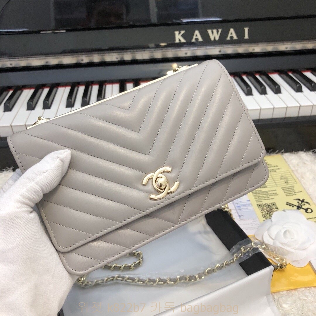 샤넬 CHANEL WOC 체인 크로스백