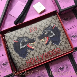 구찌 GUCCI  베스트리에 늑대 프린트 파우치 473904