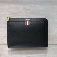 톰브라운 THOM BROWNE 클러치백 스몰