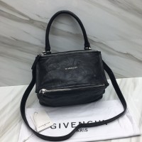 지방시 GIVENCHY 판도라 미디엄