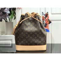 루이비통 Louis Vuitton  노에 모노그램 숄더백  M42224