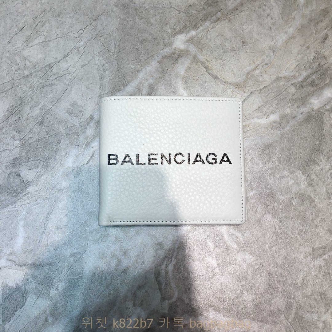 발렌시아가  BALENCIAGA 반지갑