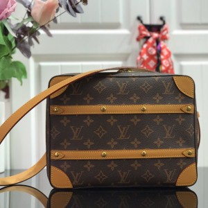 루이비통 Louis Vuitton 소프트 트렁크 메신저백 M68494