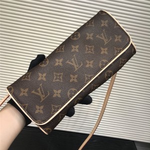 루이비통 Louis Vuitton 포쉐트 트윈 GM 힙색 라지  M51854