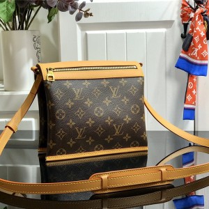 루이비통 Louis Vuitton 크로스백 44659