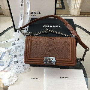 샤넬 CHANEL 보이백 뱀가죽캐비어 보이백 Leboy 25CM