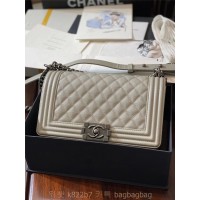 샤넬 CHANEL 캐비어 보이백 Leboy 25CM