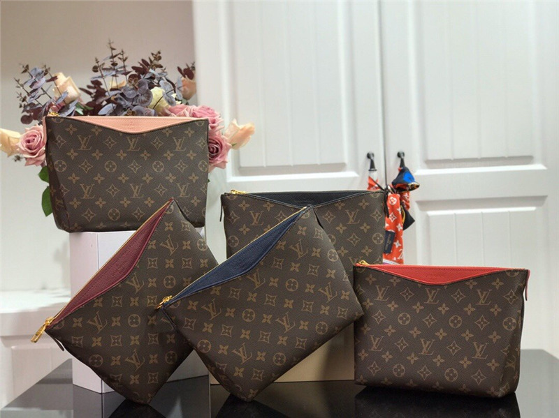 루이비통 Louis Vuitton 팔라스 클러치백 M64123