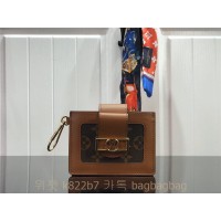 루이비통LOUIS VUITTON 도핀 멀티카르트  M68751
