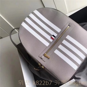 톰브라운 THOM BROWNE 백팩