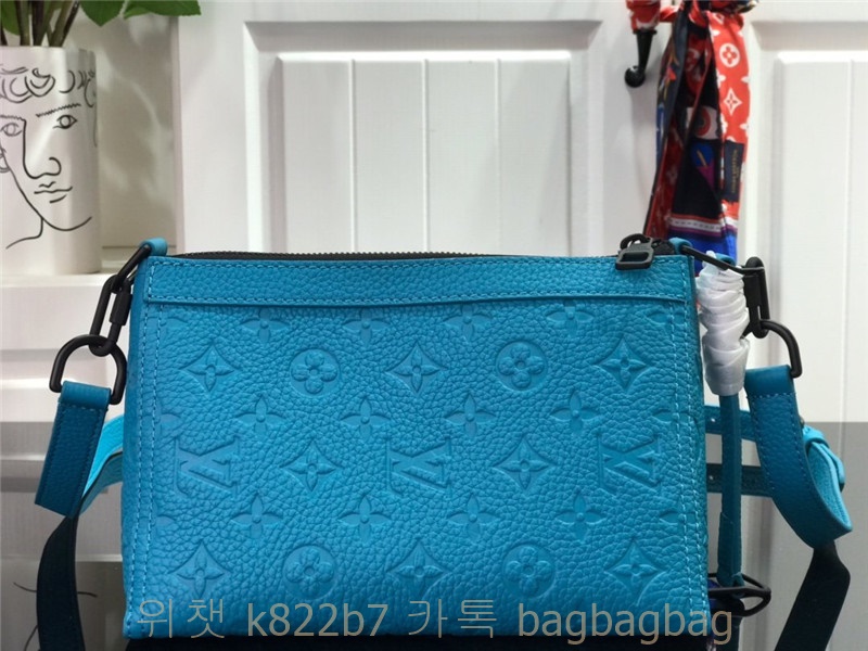 루이비통 Louis Vuitton 트라이앵글 메신저백 M55878  M54330