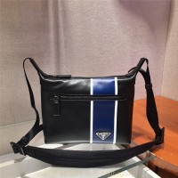 프라다 PRADA  남성 반돌리에 크로스백  2VH078