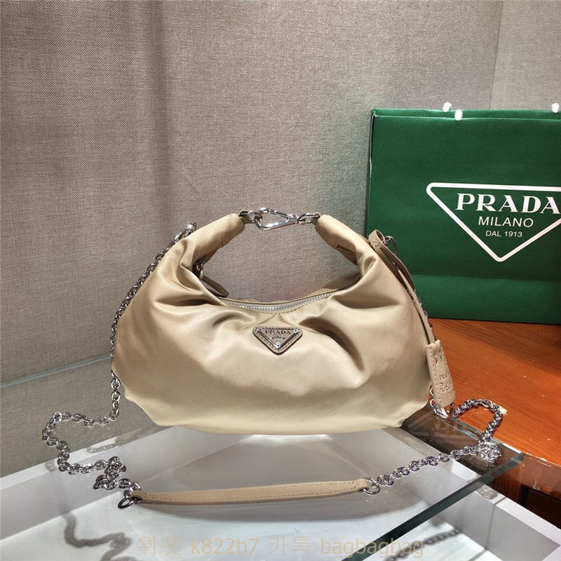 프라다 PRADA 리에디션 나일론 숄더백 만두백  1BH172