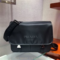 프라다 PRADA 남성크로스백 VA0768