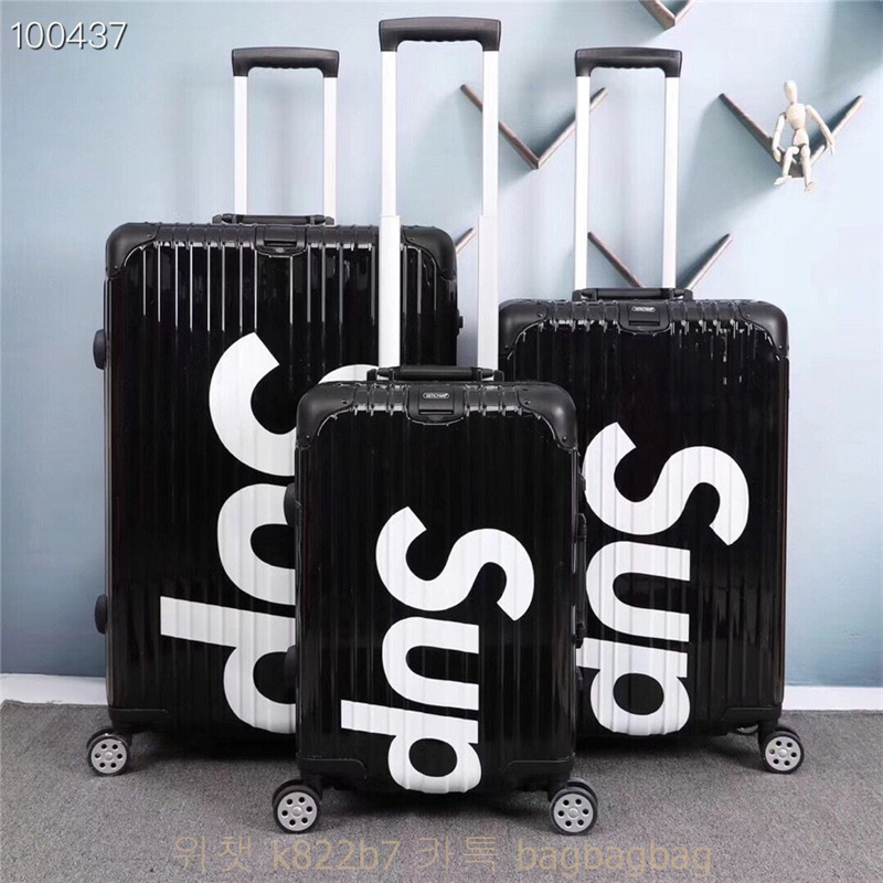 Supreme x rimowa  캐리어