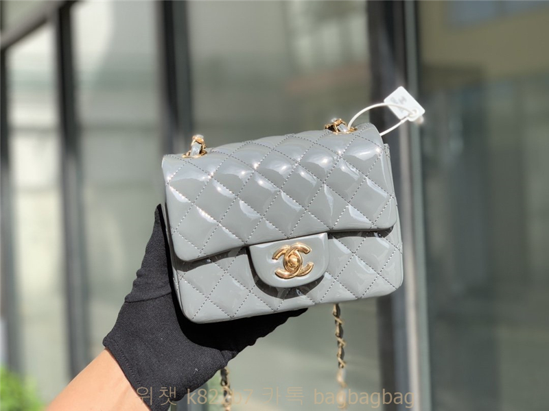 샤넬 CHANEL 클래식백 캐비어 램스킨 금장 은장 17cm