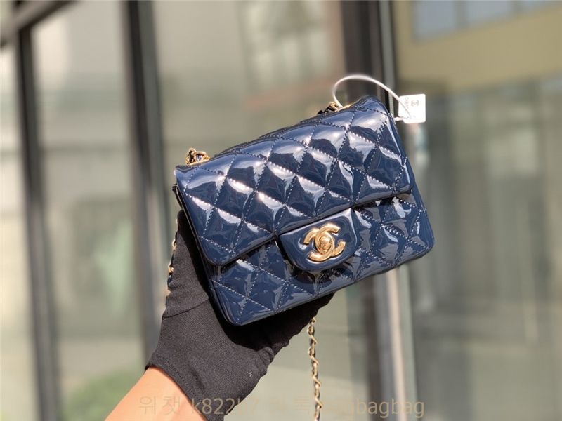 샤넬 CHANEL 클래식백 캐비어 램스킨 금장 은장 17cm