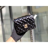 샤넬 CHANEL 클래식백 캐비어 램스킨 금장 은장 17cm