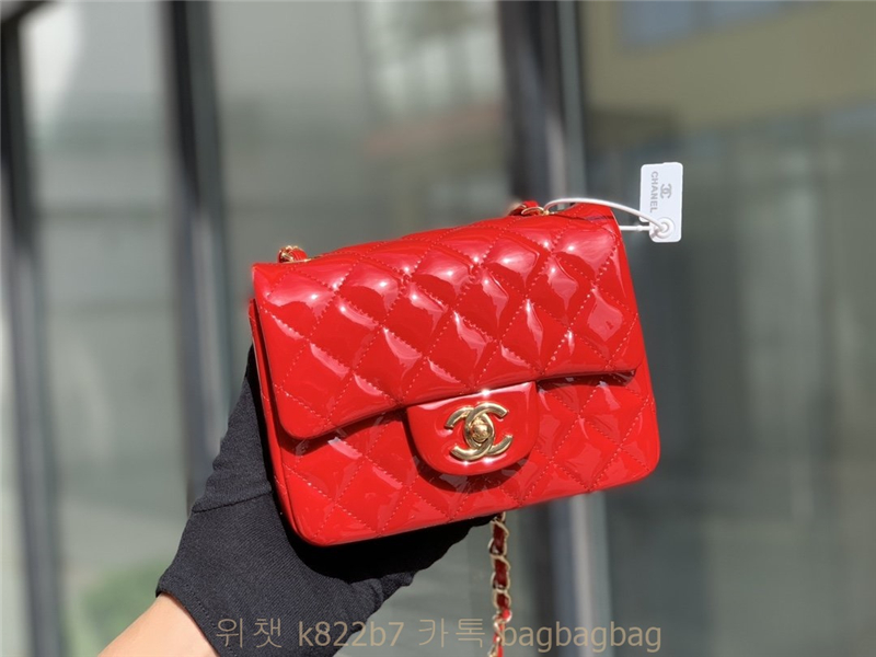 샤넬 CHANEL 클래식백 캐비어 램스킨 금장 은장 17cm