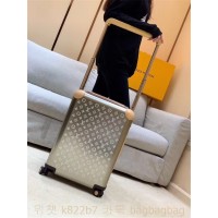 루이비통 Louis Vuitton M23204  캐리어