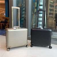 RIMOWA  캐리어