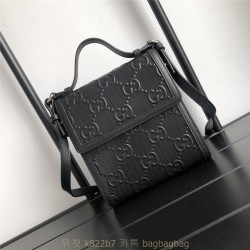 구찌 GUCCI 구찌 남성 엠보스드 GG 메신저 백 625782