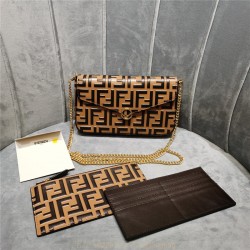 펜디 FENDI