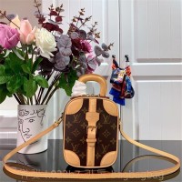 루이비통 Louis Vuitton  모노그램 미니 러기지백 크로스백 m44583 M44583