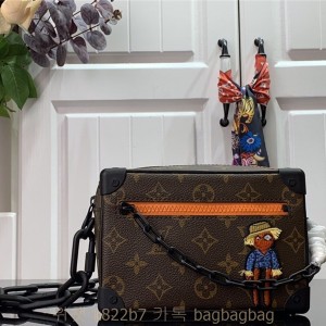 루이비통 Louis Vuitton  모노그램 소프트 트렁크백 M80159