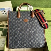 구찌 GUCCI 남성 남자  인터로킹 G 미디엄 토트백 674155