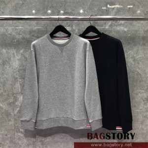 톰브라운 THOM BROWNE 맨투맨 남여공용 