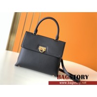 살바토레페라가모 페라가모 트리폴리오 스몰 토트백