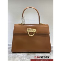 페레가모 켈리백 탑핸들 라지