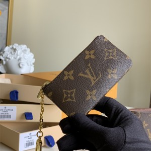 루이비통 남성 키홀더 지갑  M62650