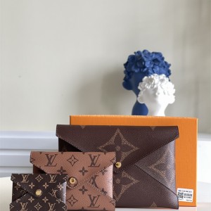 루이비통 Louis Vuitton M67600 모노그램 포쉐트 키리가미