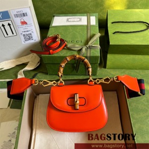 구찌 GUCCI 686864 뱀부 미니 탑 핸들백