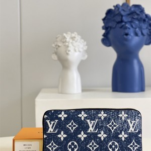 루이비통 여성 지갑 사라 월릿 장지갑 M81183