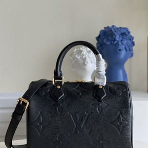 루이비통 Louis Vuitton 스피디 반둘리에 25 M58947